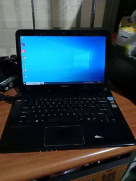 Laptop Sony SVE141E11W Kondisi Rusak Intel Core i5 Gen 3 Ram 4 GB HDD