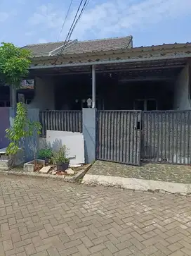 Oper kredit grand nusa indah  luas 72 dpn tmn  sisa 12thn 55jta