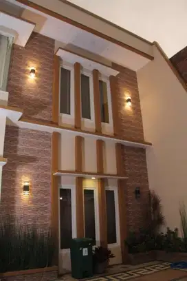 Villa Cantik dengan Private Pool Plus Perabot di Kawasan Metro Kota Batu