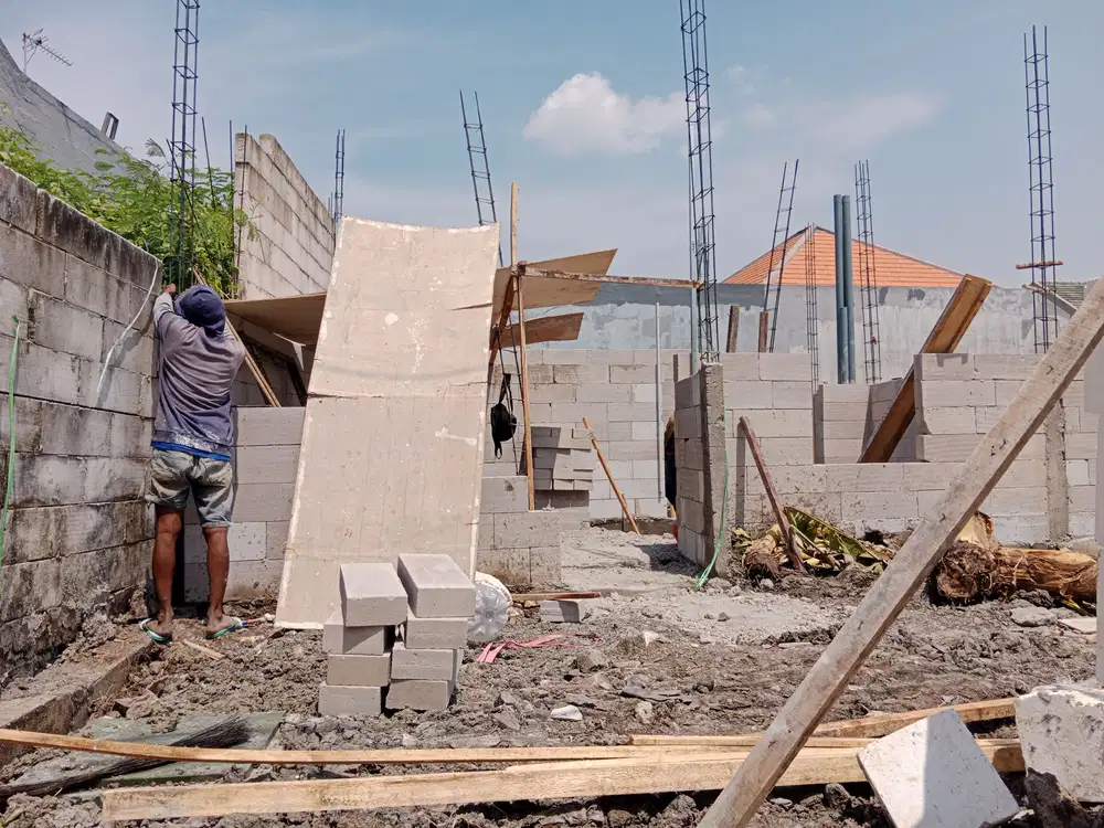 Jual rumah baru 2 lantai lokasi tambak medokan ayu rungkut surabaya
