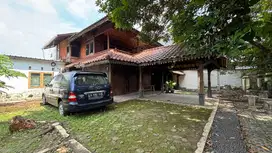 HARGA MIRING TANAH  1.090 M2 + RUMAH JAWA JATIASIH