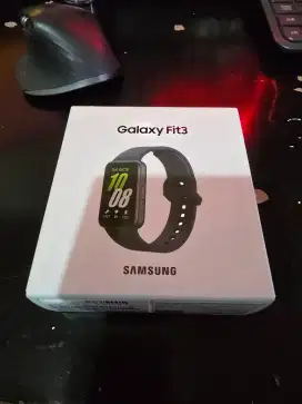 Samsung GALAXY FIT 3 Black 100% BNIB