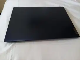 Lenovo Slim 3 pemakean Wanita