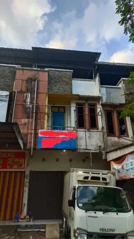 Dijual cepat ruko 2.5 lantai tanpa perantara