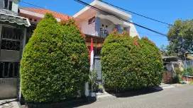Dijual Cepat Rumah Pondok Tjandra, Jl Jambu I, Layout Lega, 2 lt