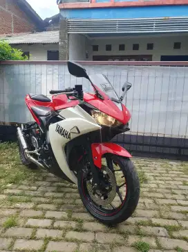 YAMAHA R25 2014 (2SLINDER)