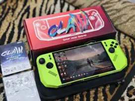 Msi CLAW A8 AMD Ryzen Z2 Extreme 
24/2TB fullset
