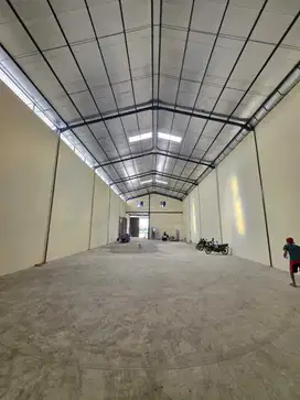 DISEWAKAN GUDANG DI JALAN SALEMBARAN TELUK NAGA DADAP TANGERANG