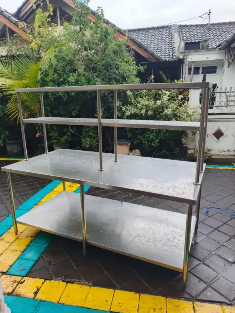 Meja kerja stainless besar