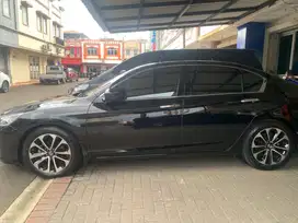 Honda Accord 2013 Bensin