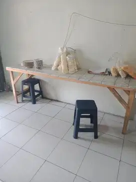 meja 2 ukuran 190x50 + kaso 2 biji triplek 1 lembar tebal 6ml