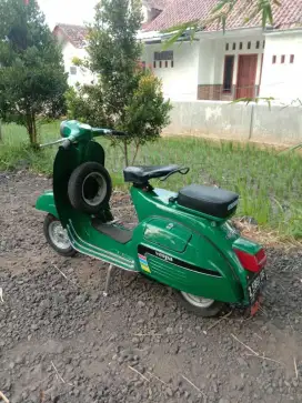 DIJUAL VESPA SUPER 150 THN 1974