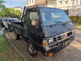 Mitsubishi L300 Pick Up