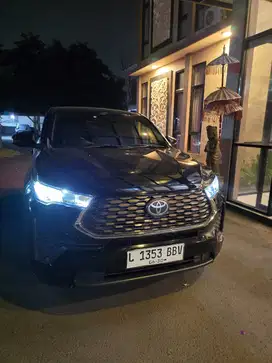 Innova Zenix V 2023 .