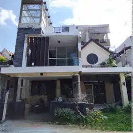 Rumah Puri Widya Kencana - 7 Kamar Tidur 3 Lantai