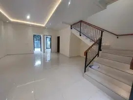 Rumah Baru Minimalis di Turangga Bandung. Lokasi Strategis