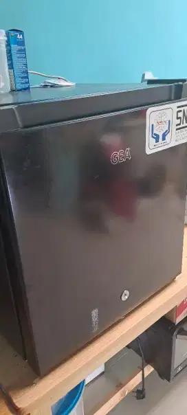 Kulkas GEA  46L