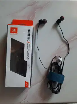 Headset Earphone JBL T110 + Microphone