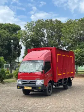 Toyota dyna long box engkel 2014
