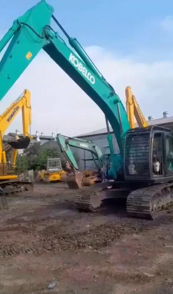 Excavator SK200-10 th 2023 harga 1,1M NEGO