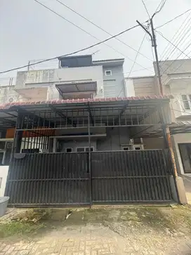 Dijual Rumah Komp Grand kiwi townhouse