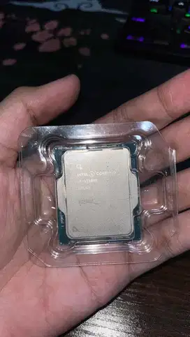 Processor i3 12100f tray