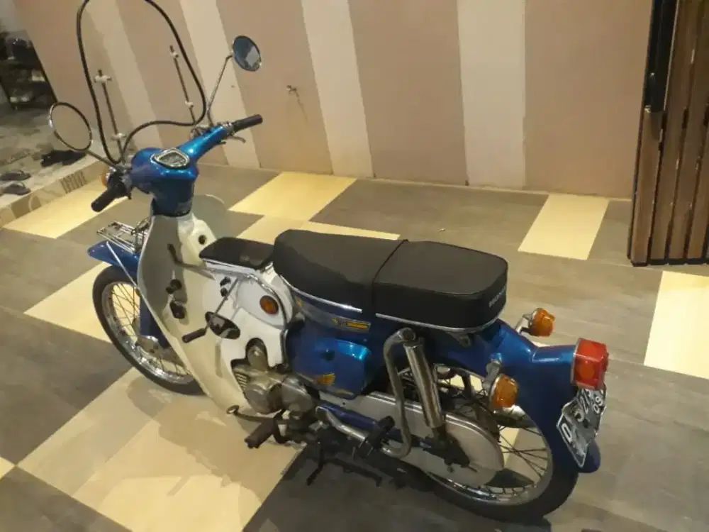 Honda C70 Mesin standar halus