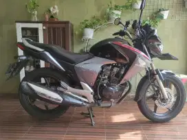 Dijual Honda New Megapro Mono 2011