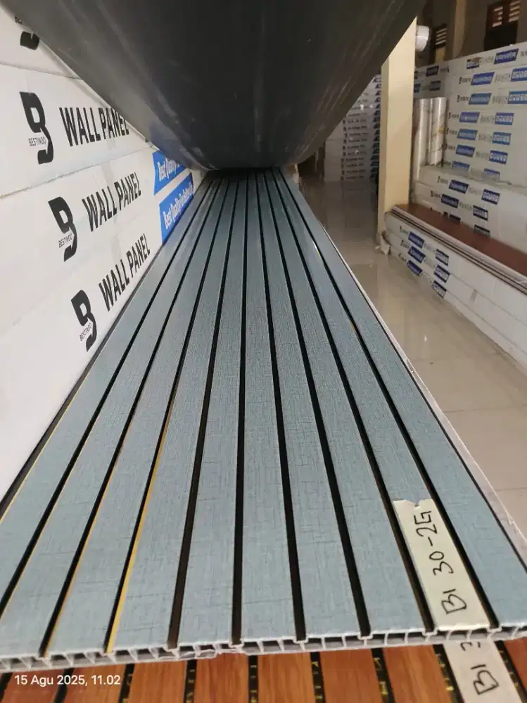 Panel dinding lebar 30cm bahan saja