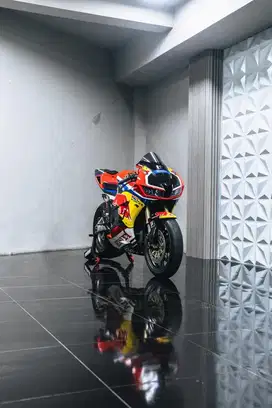 HONDA CBR 600 REDBULL 2014
