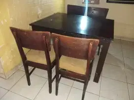 Meja Makan Jati Tua 4 Kursi
