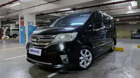Nissan Serena  2.0 Highway Star Bensin-AT 2014 Hitam