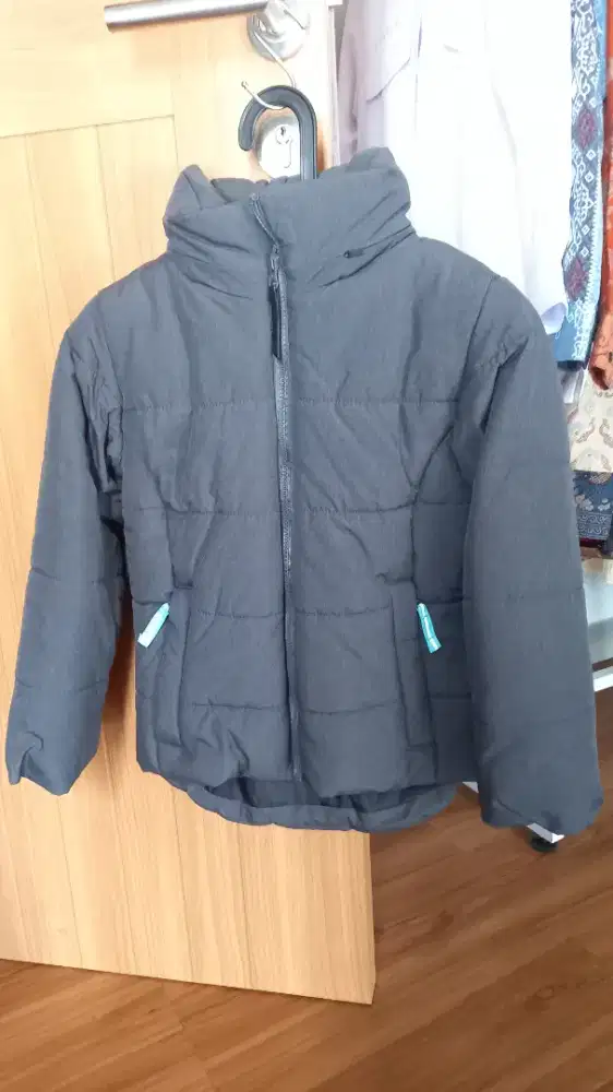 Jaket merek All in Motion