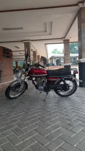 Honda CB 125 SE tahun 1976