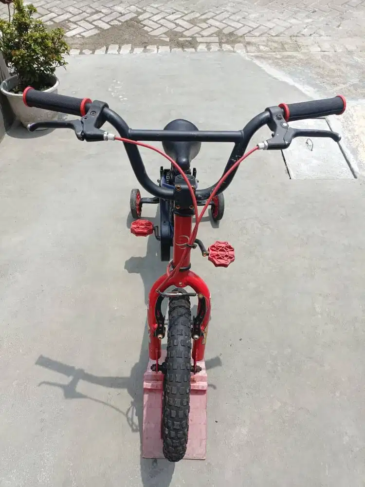 Sepeda Anak Element Spiderman ukuran 16