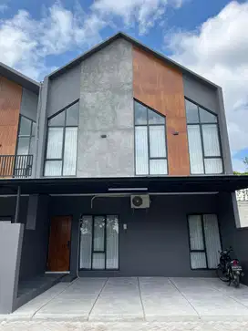 Rumah Bagus Pesan Bangun di Cluster One Gate Colomadu