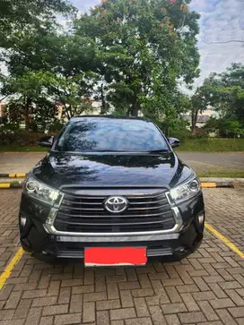 TOYOTA INNOVA 2.0 V LUXURY AT KILOMETER 22000