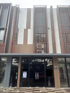 Ruko Siap Pakai Peak Avenue Plaza