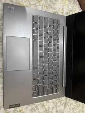 LAPTOP LENOVO CORE i3