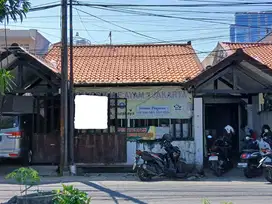 RUMAH USAHA DEPAN ASRAMA & RUMAH SAKIT HAJI, HITUNG TANAH