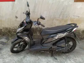 Honda Beat Street Hitam 2017
