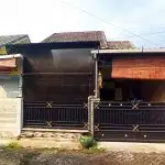 RUMAH DI KELURAHAN BUMIAYU, KEDUNGKANDANG MALANG