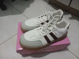 sepatu sneakers wanita PVN sungjun (ORI)