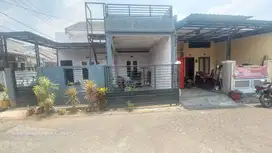 RUMAH DI KELURAHAN BURING, KEDUNGKANDANG MALANG
