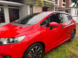 HONDA JAZZ RS CVT AT 2016