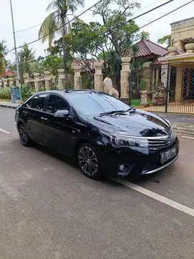Altis 1.8 V AT 2016 Hitam cek Unit Segera