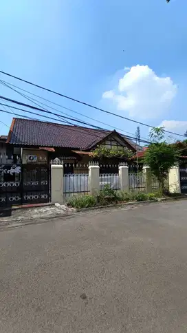 Rumah luas 312 SHM di Komplek Pertamina, Cakung, Jakarta Timur