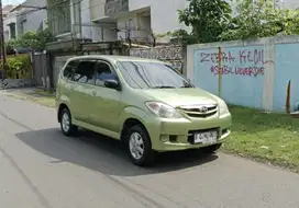 Toyota Avanza 2011 Bensin