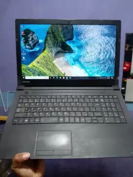Laptop Toshiba i3 15inch full button