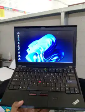 Laptop Thinkpad Lenovo core i5